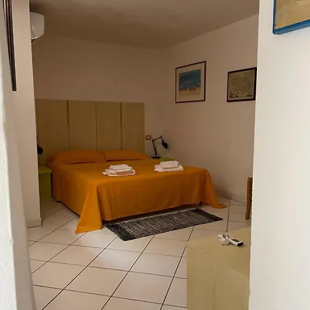 Con Vista Giardino Villa *