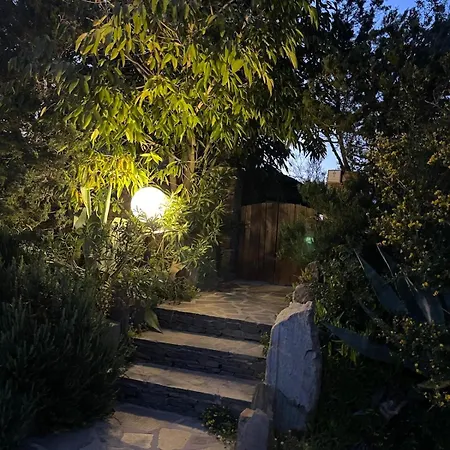 Con Vista Giardino *