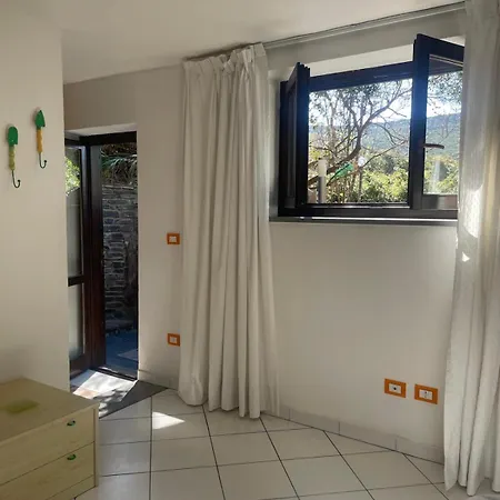 Con Vista Giardino